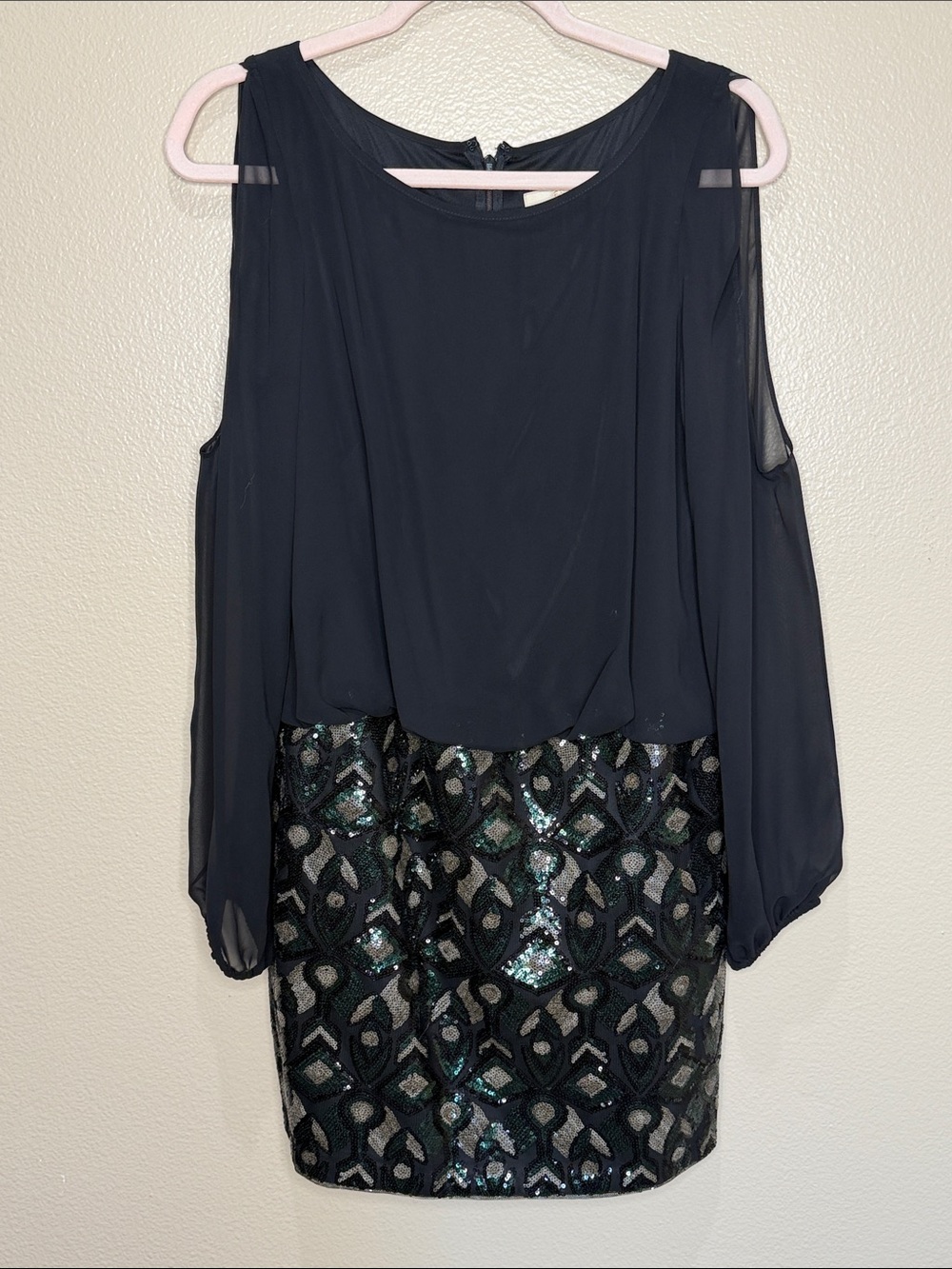 Aidan Mattox Sequin Mini Blouson Dress Cold Shoulder Chiffon Size 6